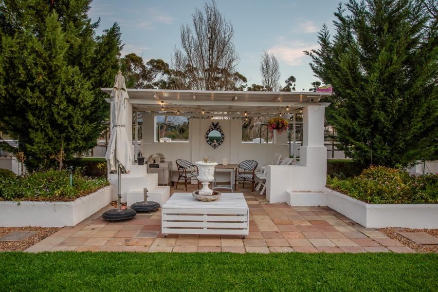3 Bedroom Property for Sale in Deltacrest Western Cape